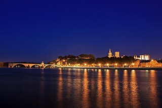 Bild des Tages 29.06.2011 - Avignon zur Blauen Stunde