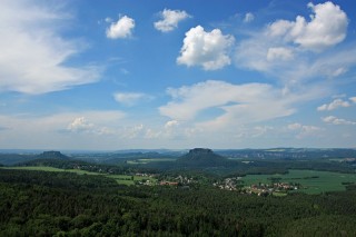 Bild des Tages 21.05.2011 - Blick auf Königstein und Lilienstein