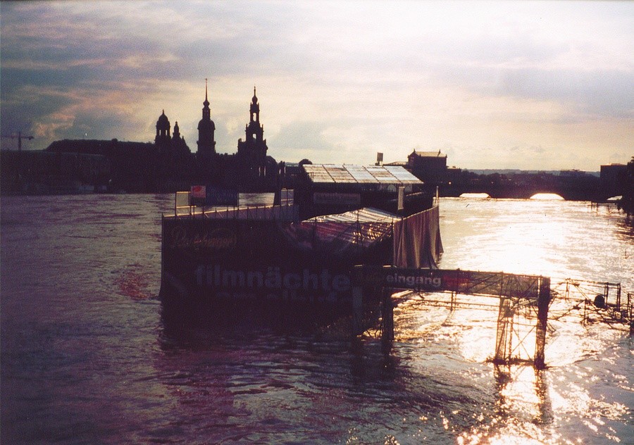 Elbehochwasser 2002